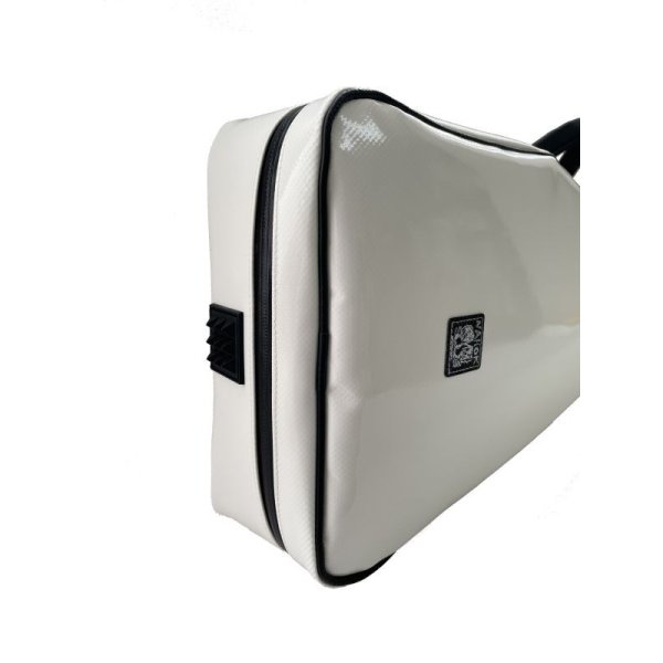 Photo4: NAHOK Shamisen & Tsugaru-jamisen Protection Case [Nitaboh 5/wf] White special coating {Waterproof, Temperature Adjustment & Shock Absorb}