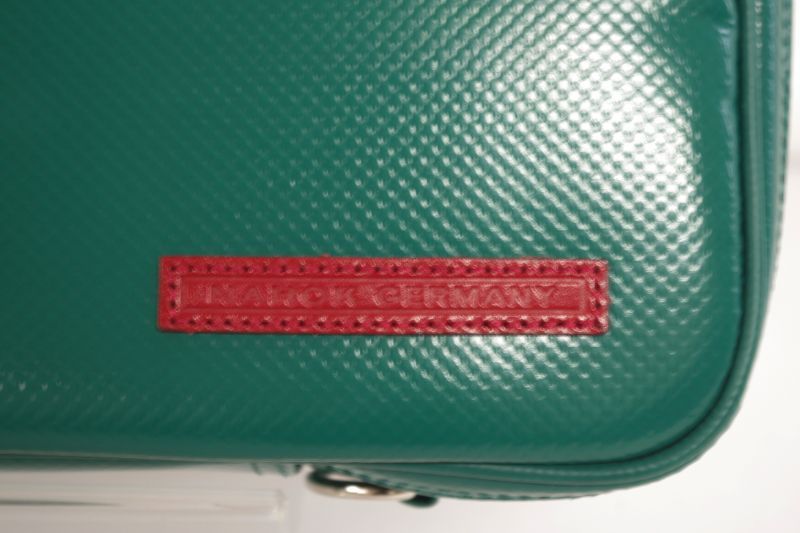 Photo3: NAHOK Single Oboe Case Bag [The Mission/wf] Matte Emerald Green {Waterproof, Temperature Adjustment & Shock Absorb}
