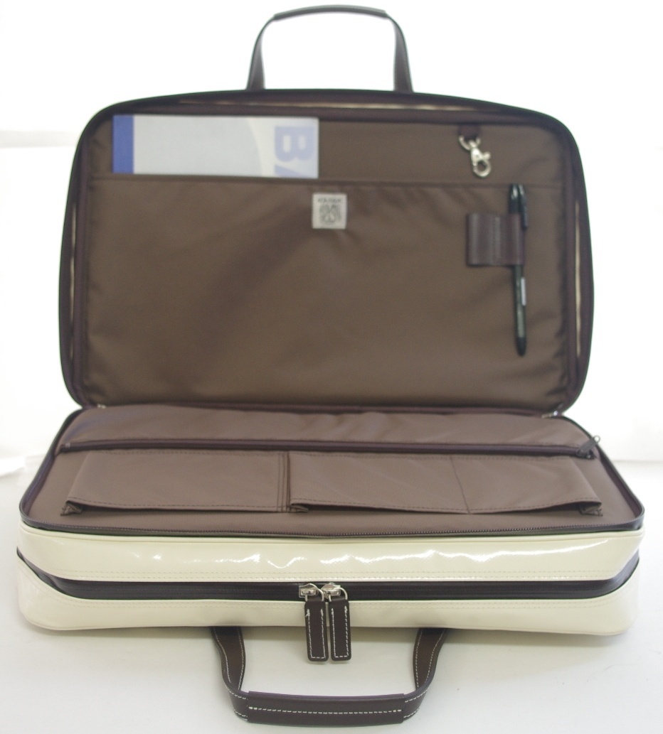 Photo: NAHOK 2 Compartment Bag 43 for Oboe bigger [Deniro/wf] Ivory / White, Chocolate {Waterproof, Temperature Adjustment & Shock Absorb}