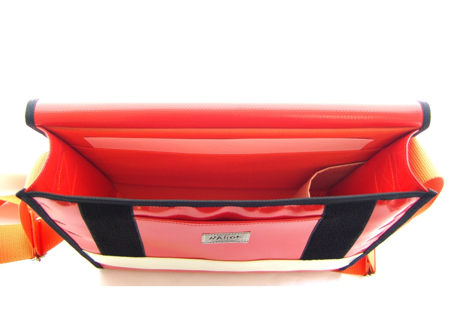 Photo: NAHOK Messenger Bag [Schneider] Scarlet / Ivory {Waterproof, Temperature Adjustment & Shock Absorb}